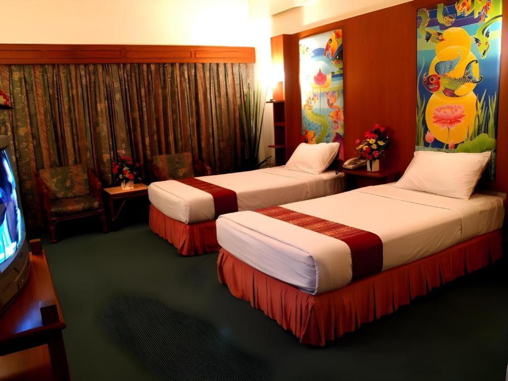 Pailyn Phitsanulok Hotel Экстерьер фото