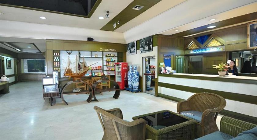 Pailyn Phitsanulok Hotel Экстерьер фото