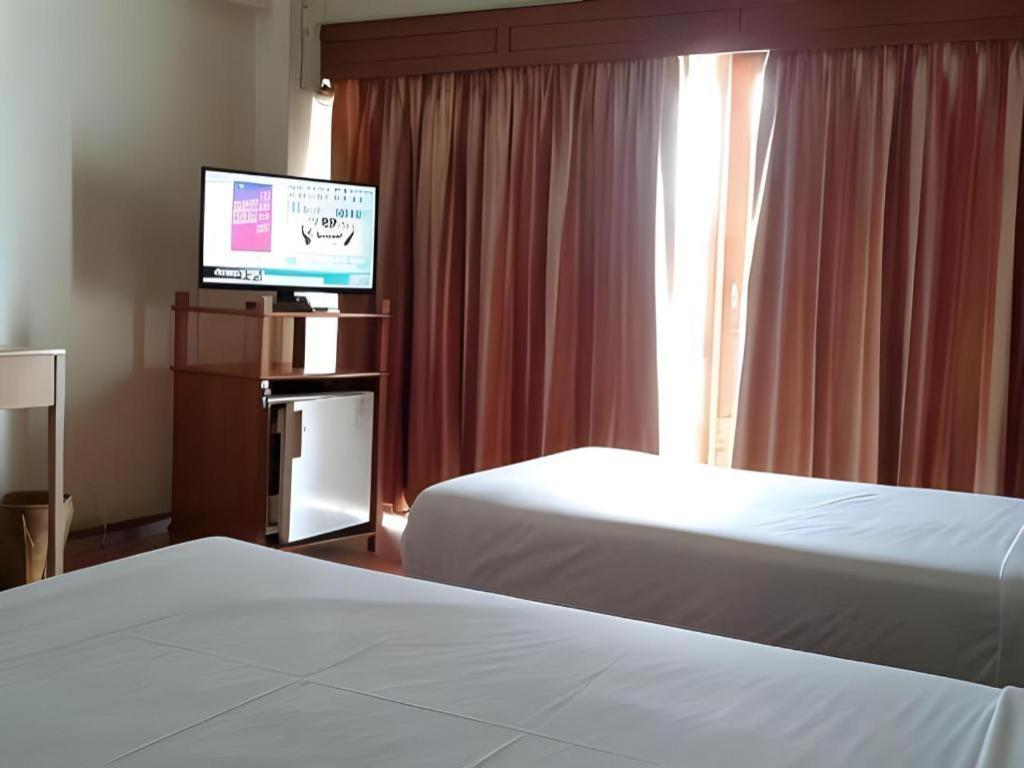 Pailyn Phitsanulok Hotel Экстерьер фото