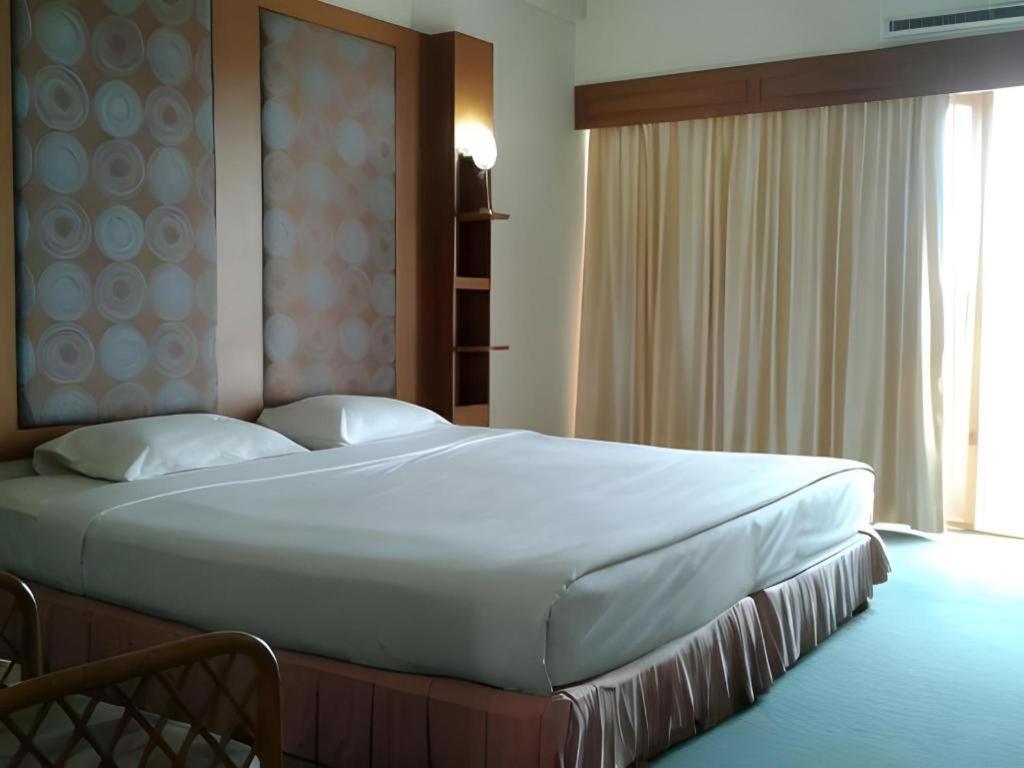 Pailyn Phitsanulok Hotel Экстерьер фото